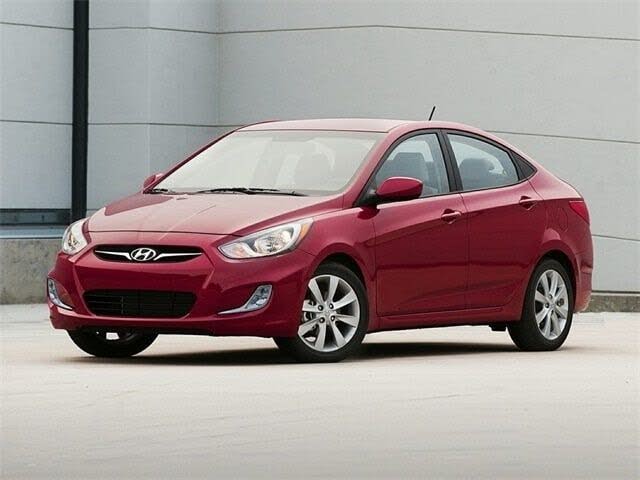 2013 Hyundai Accent GLS Sedan FWD