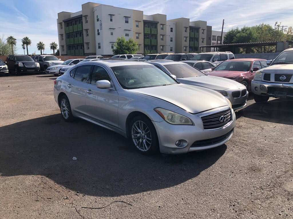 2011 INFINITI M37 RWD