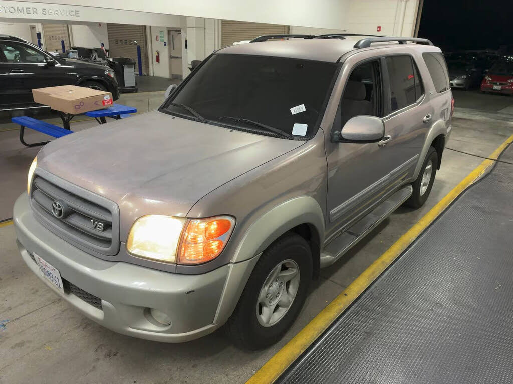 2002 Toyota Sequoia SR5