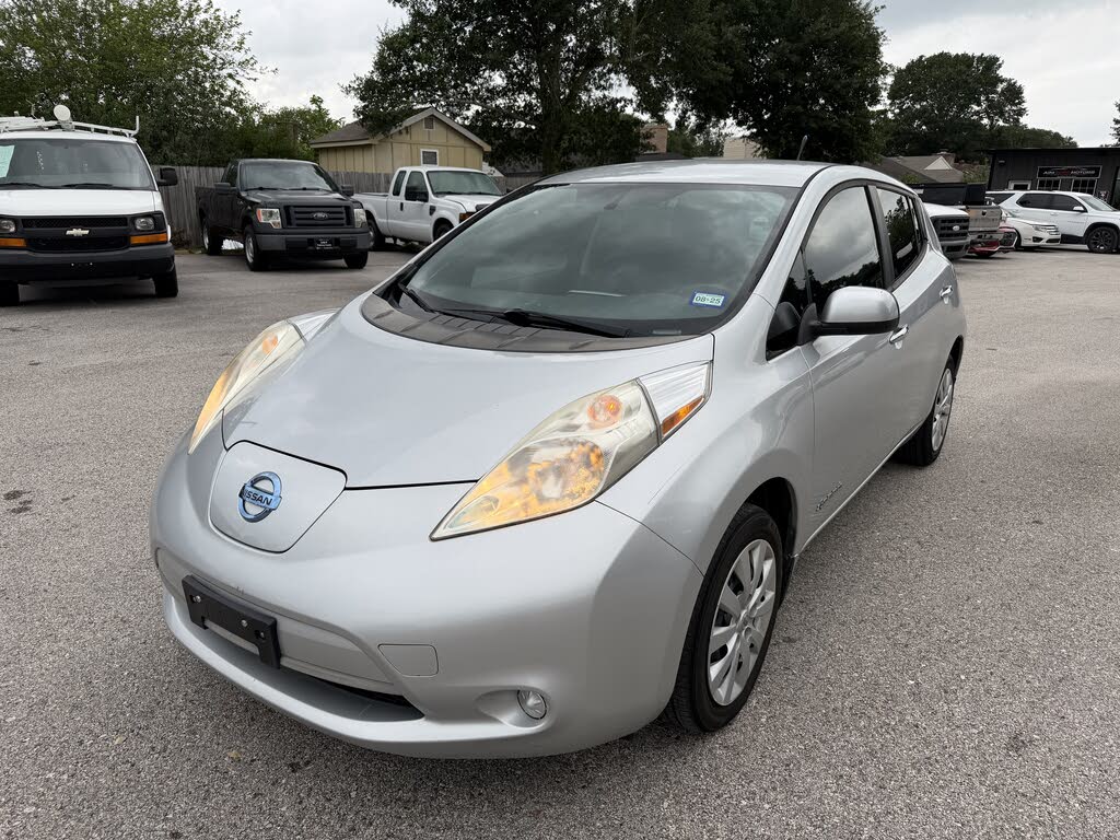 2013 Nissan LEAF S