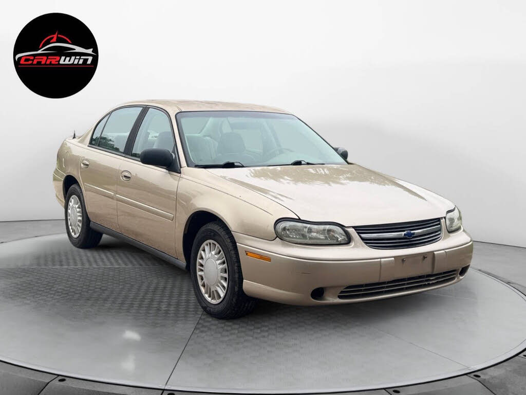 2004 Chevrolet Classic FWD