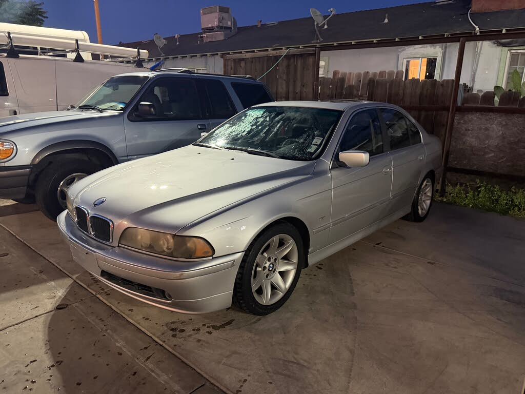2003 BMW 5 Series 525i Sedan RWD