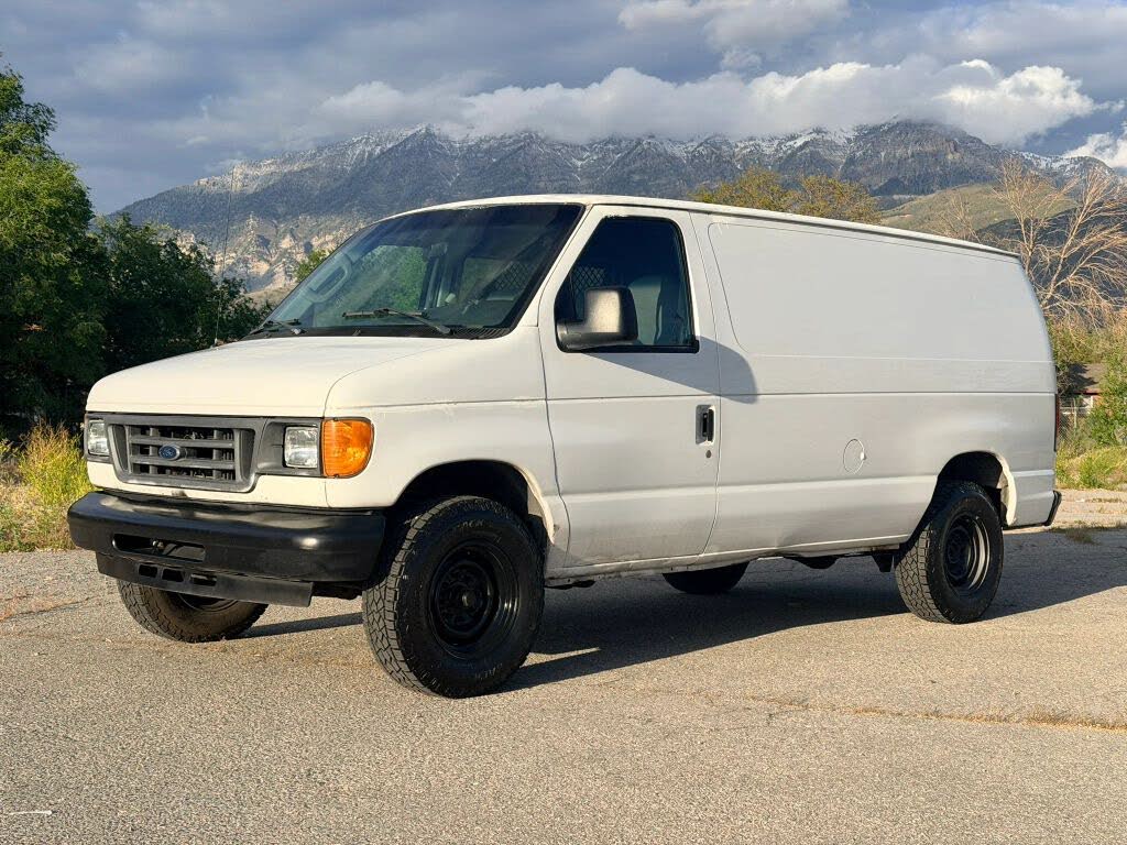2006 Ford E-Series E-250 Cargo Van