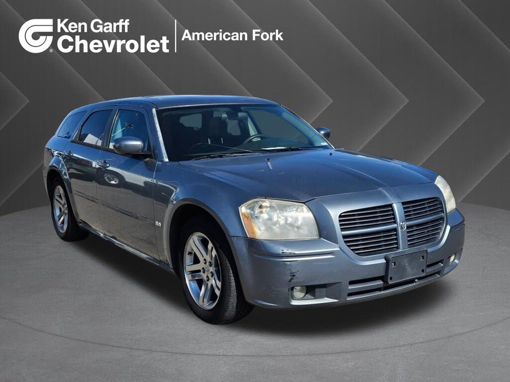 2006 Dodge Magnum SXT RWD