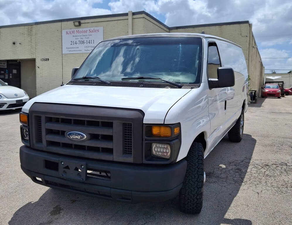 2008 Ford E-Series E-250 Cargo Van