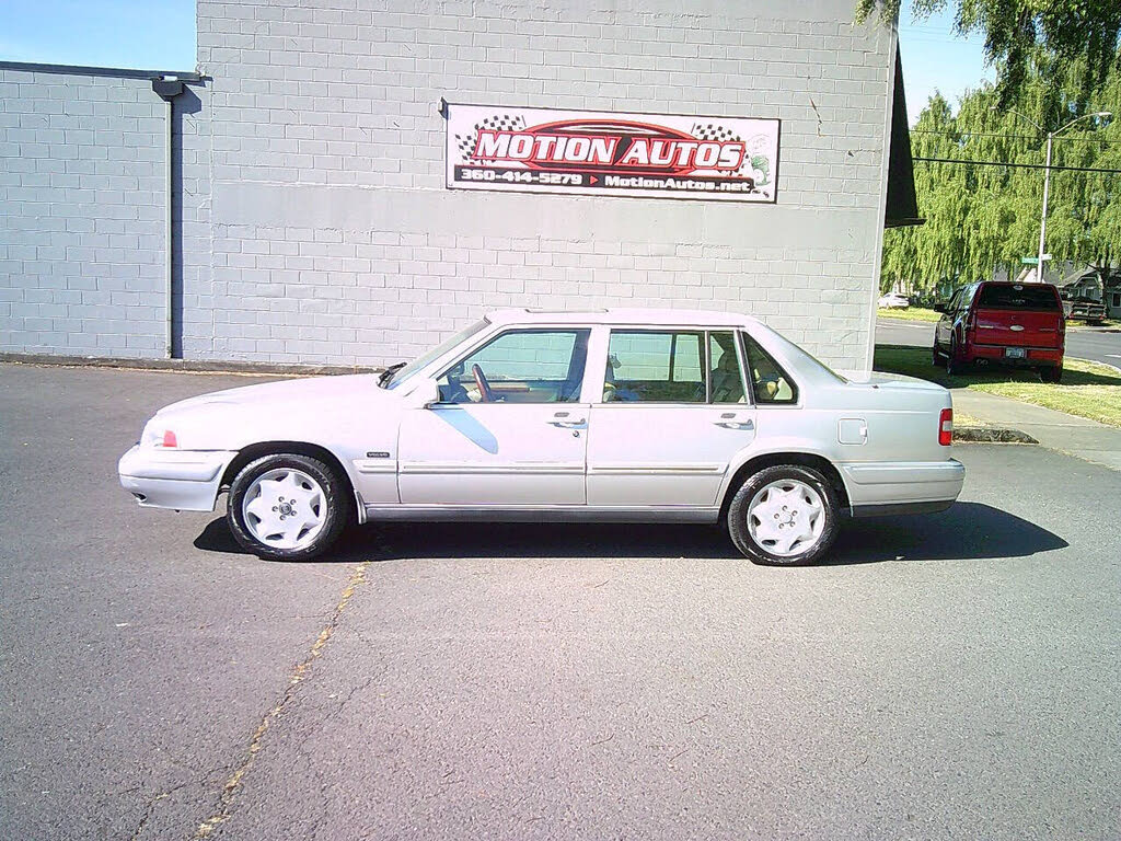 1997 Volvo S90 Sedan