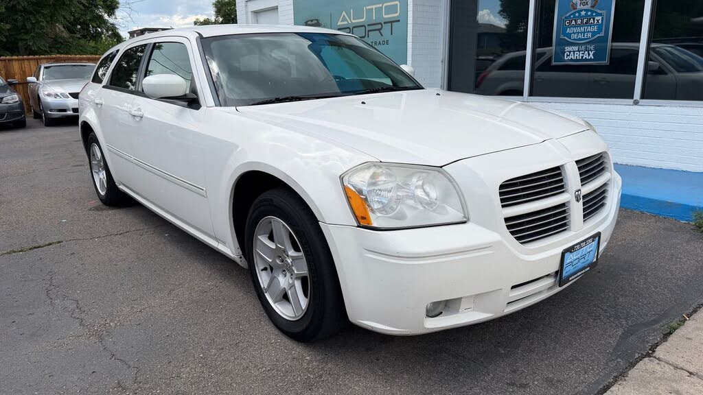 2007 Dodge Magnum SXT RWD