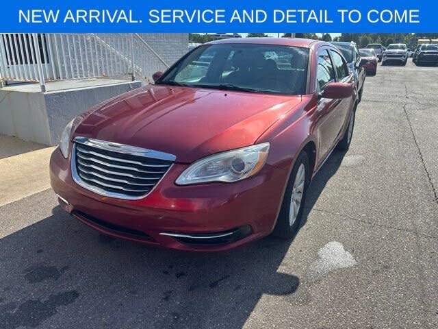 2011 Chrysler 200 Touring Sedan FWD