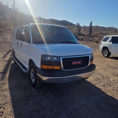 CARGO VAN GMC SAVANA 2500 EXPRESS
