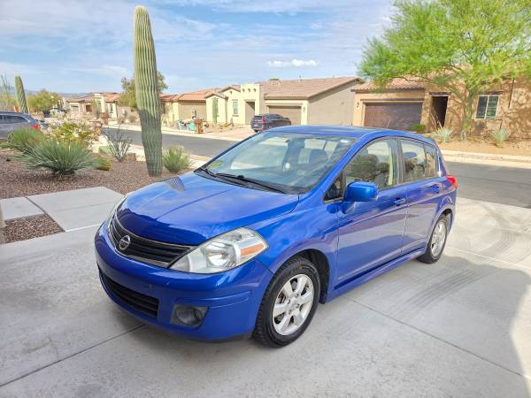 2011 Nissan Versa SL