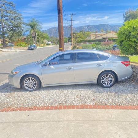 2016 Toyota Avalon Limited Hybrid