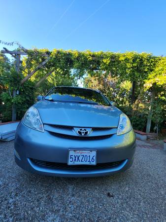 2006 Toyota Sienna XLE