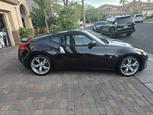 2011 Nissan 370Z Coupe (Base) – Only 31k Miles – Pristine Condition, P