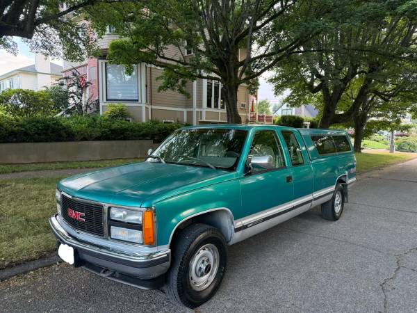 1993 GMC 2500 3/4 ton HD 4X4 truck 116,000 original miles
