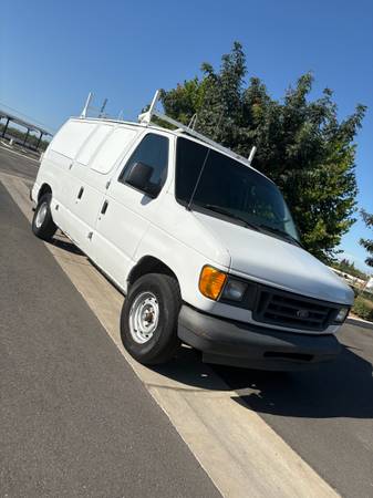 2003 Ford E150 Cargo van