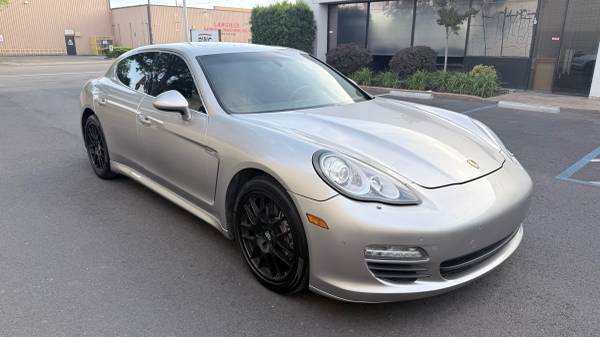 2012 porsche panamera