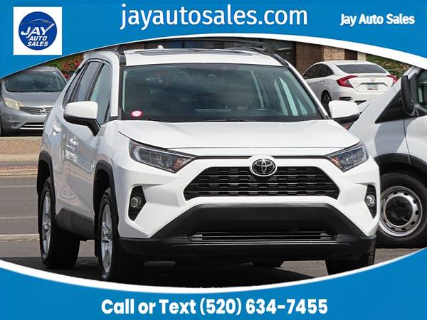 2019 TOYOTA RAV4 XLE AWD 4DOOR  *CLEAN CARFAX* *ONLY 49,000 MILES*  (4