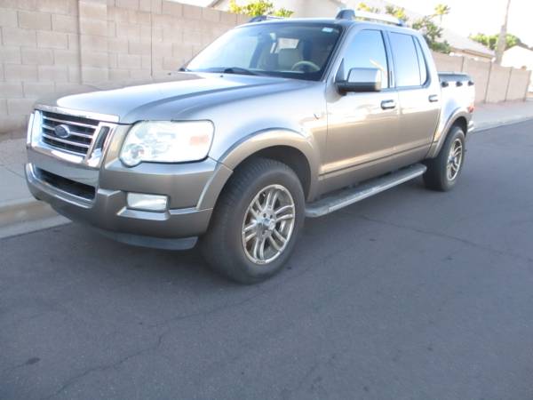 SUV Truck FORD EXPLORER ((SPORT TRACK)) 4X4 **LIKE NEW**