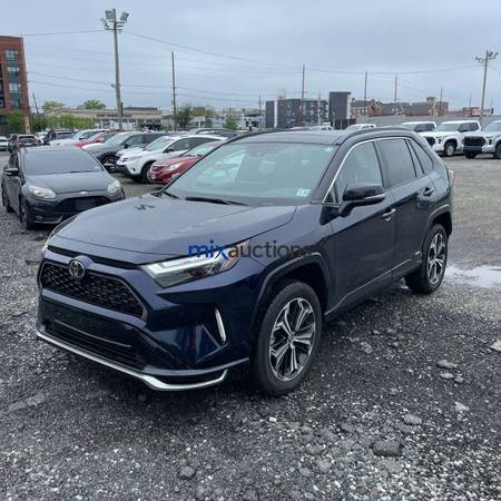2025 Toyota RAV4 Plug-in Hybrid XSE