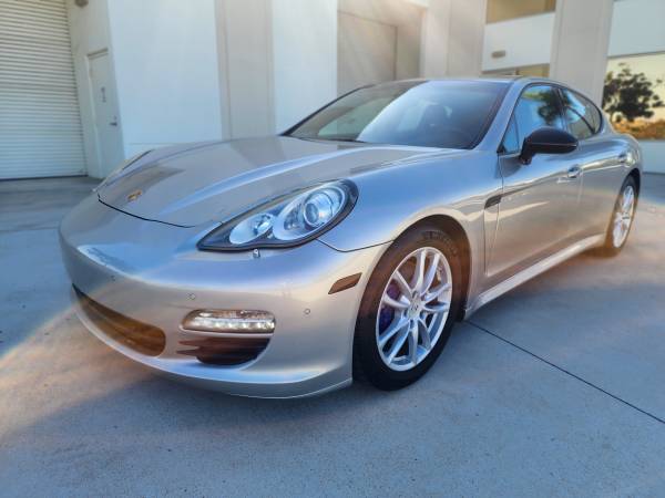2012 Porsche Panamera