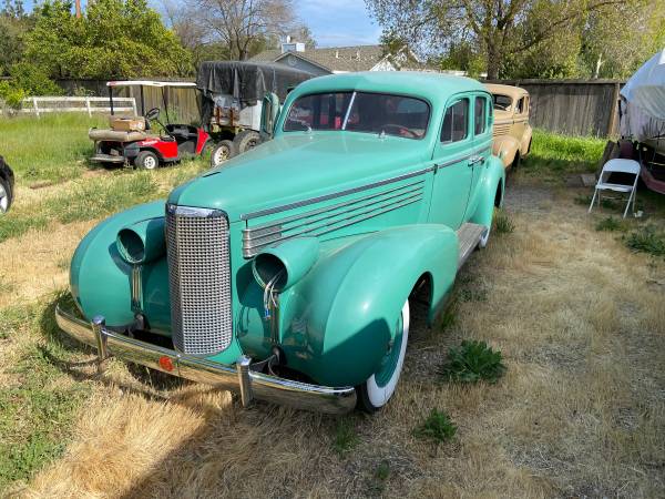 1938 Cadillac LaSalle