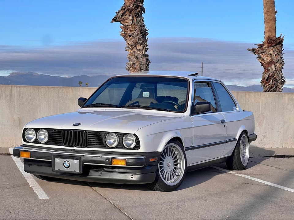1986 BMW 3 Series · 325is Coupe 2D