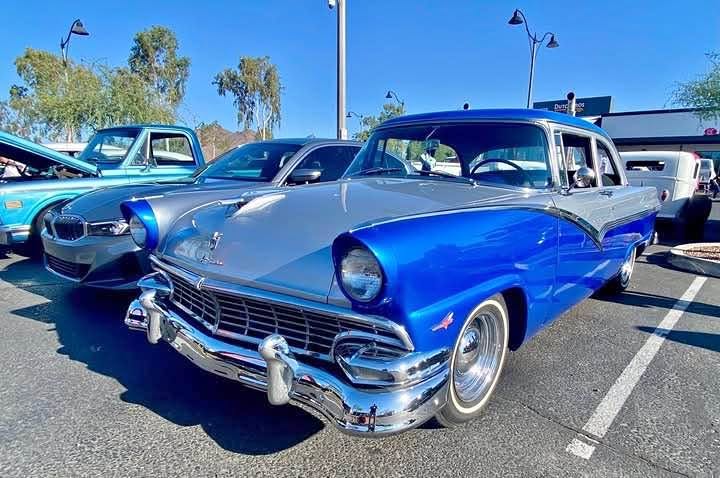 1956 Ford fairlane
