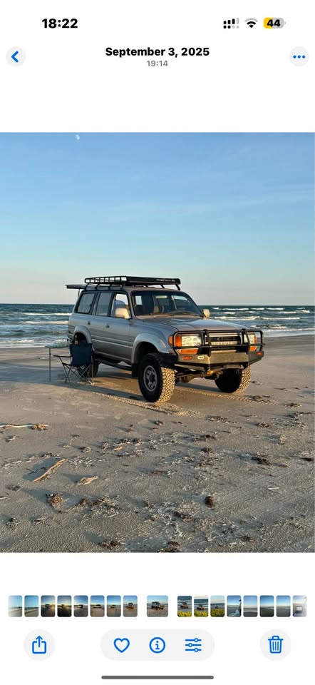 1992 Toyota Landcruiser · Sport Utility 4D