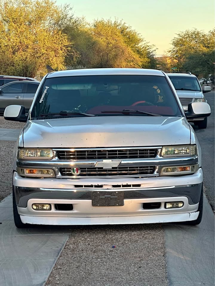 1999 Chevrolet 1500 Regular Cab · Short Bed