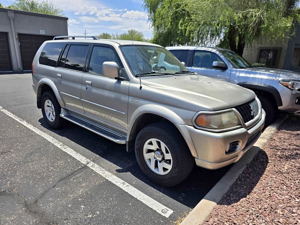 2002 Mitsubishi Montero Sport · Limited Sport Utility 4D