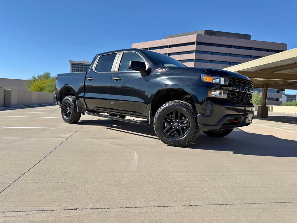 2020 Chevrolet 1500 Extended Cab · Short Bed