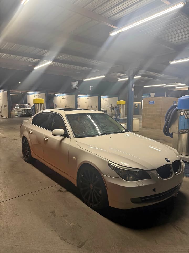 2008 BMW 528