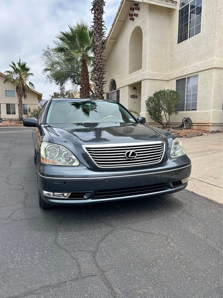 2005 Lexus LS · LS 430 Sedan 4D