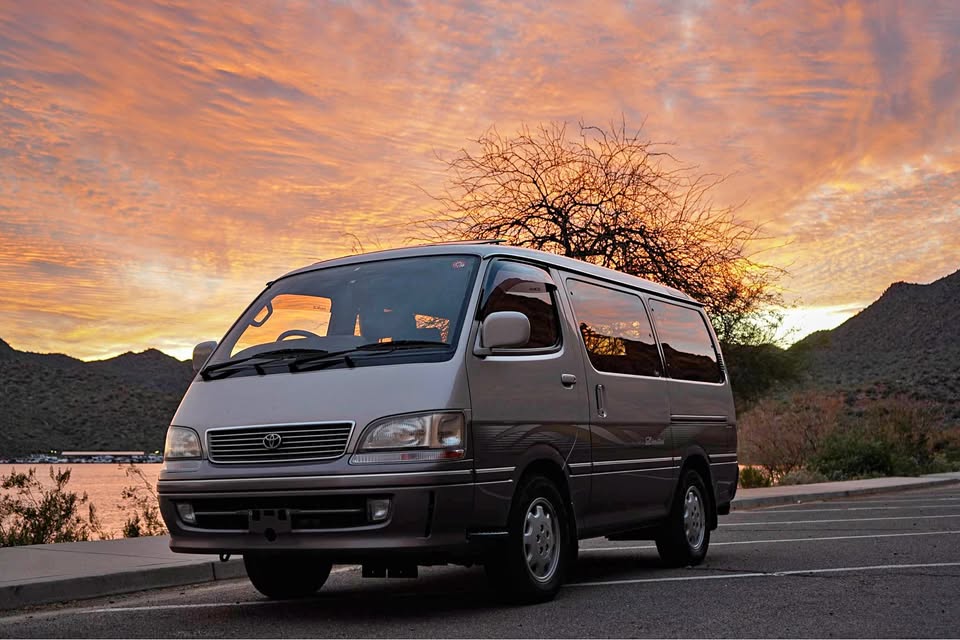 1998 Toyota Hiace · Super Custom Limited