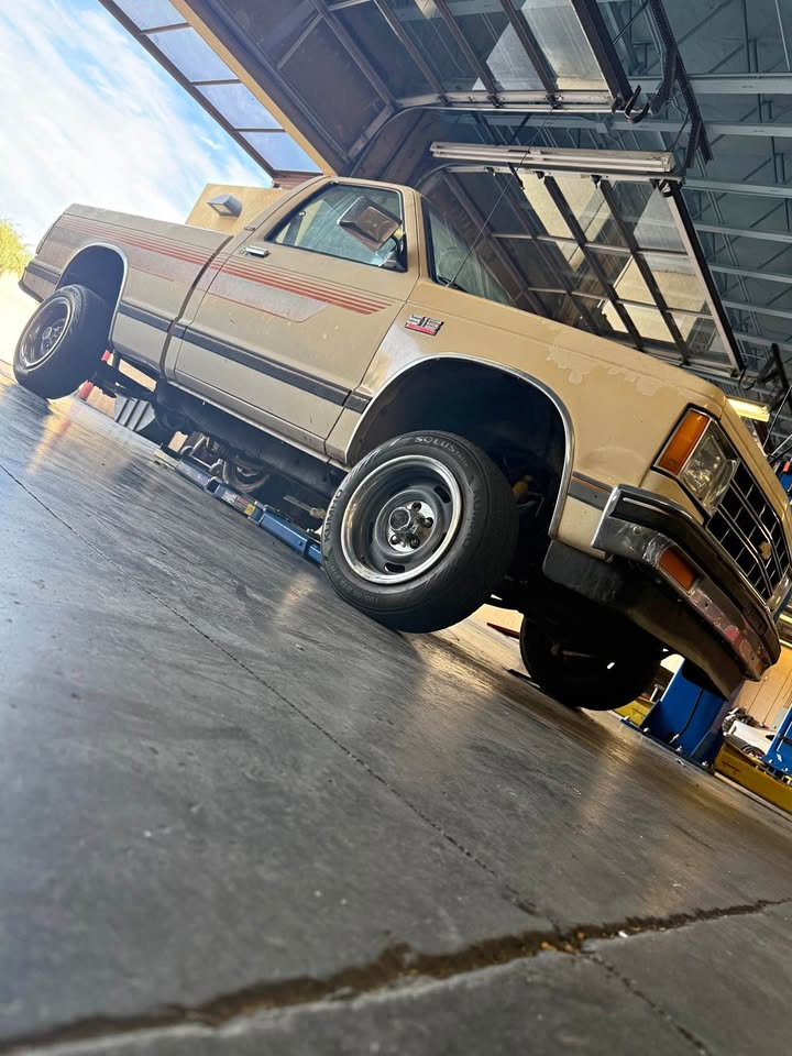 1985 GMC S15