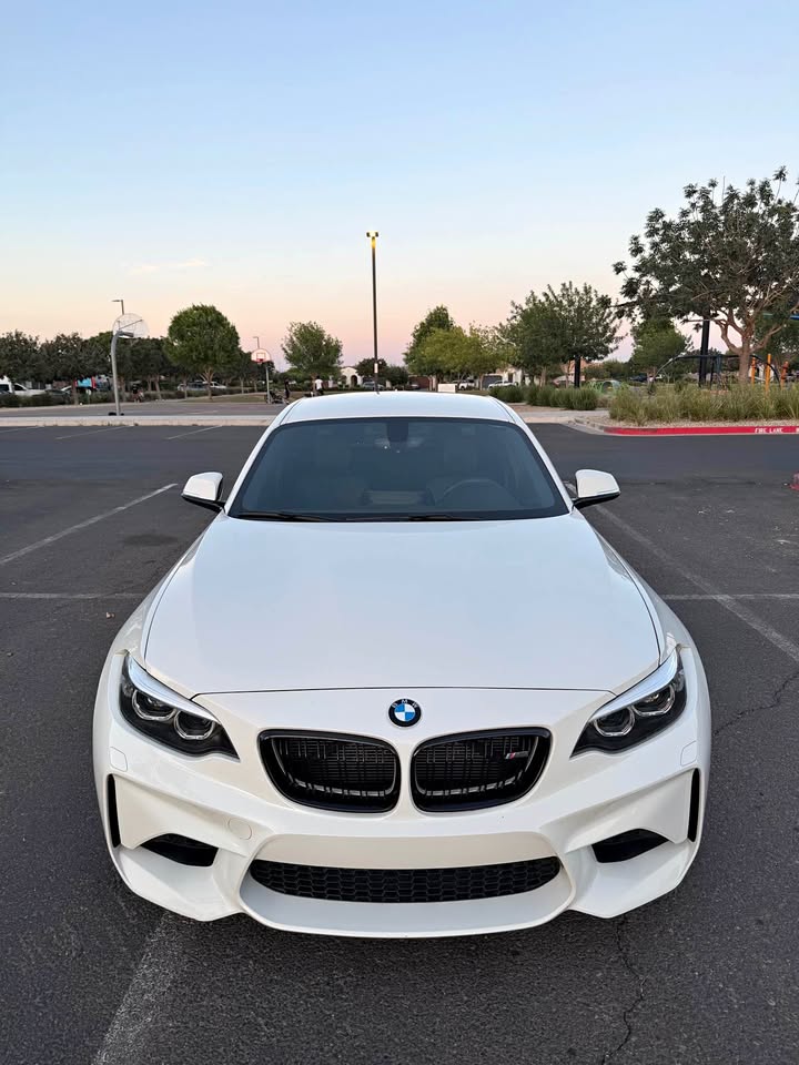 2018 BMW M2 · M2