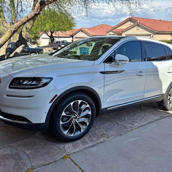 2022 Lincoln Nautilus · Reserve Sport Utility 4D