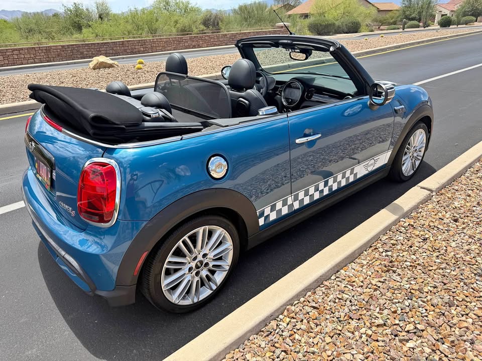 2022 MINI Convertible · Cooper S Convertible 2D