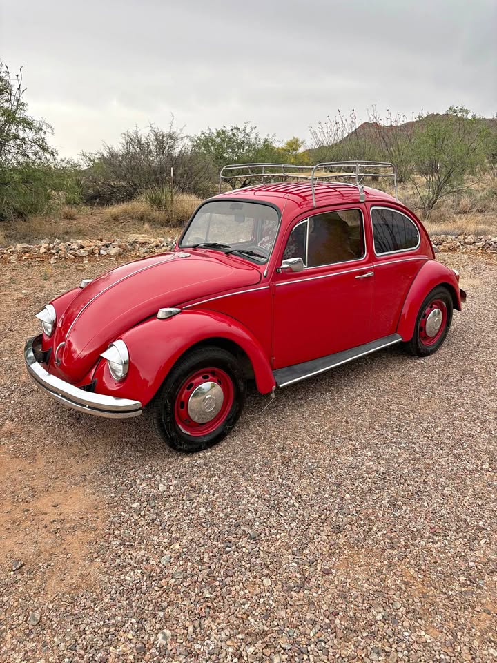 1968 Volkswagen Beetle · Hatchback 2D