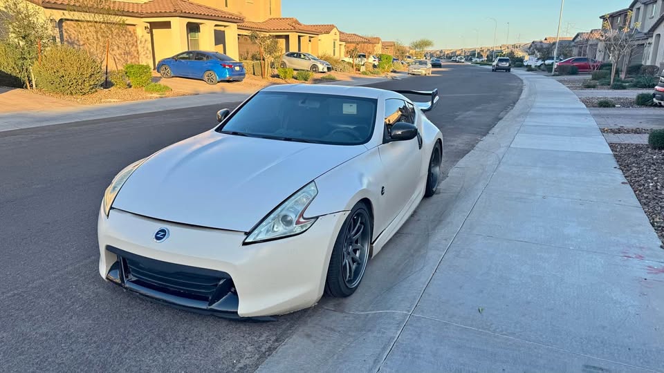 2013 Nissan 370Z · Touring Coupe 2D