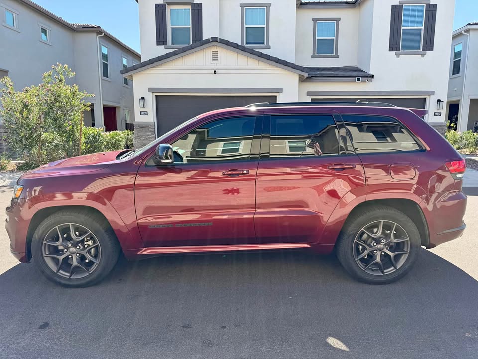 2020 Jeep Grand Cherokee · Limited X Sport Utility 4D