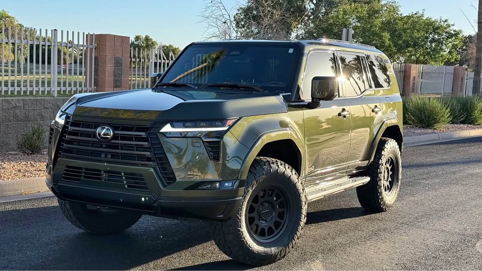 2025 Lexus GX · 550 Premium+
