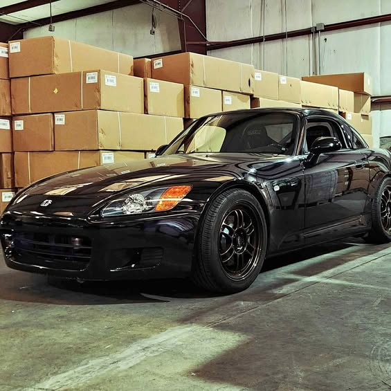 2001 Honda S2000 · Hardtop