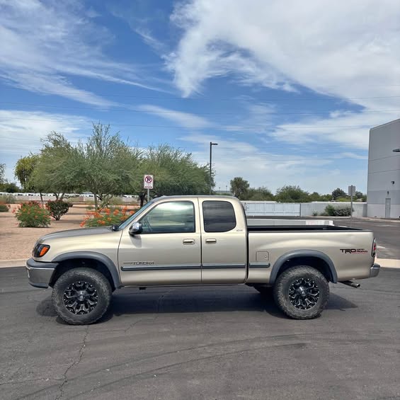 2001 Toyota Tundra Access Cab · SR5 Pickup 4D 6 1/2 ft