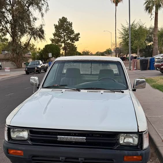 1991 Toyota 22re · Pickup