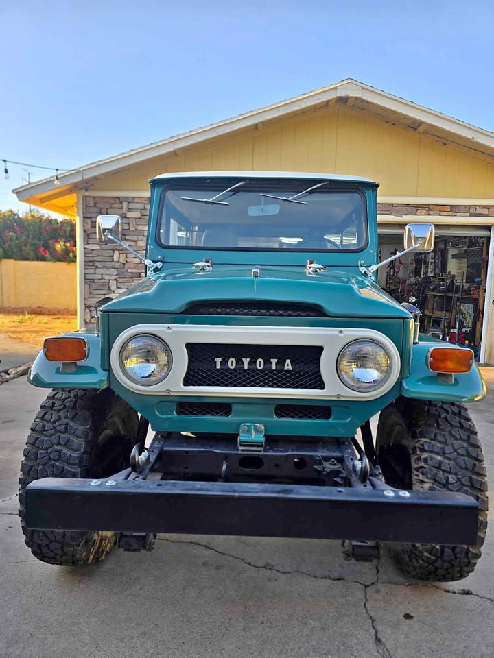 1971 Toyota Landcruiser · FJ40