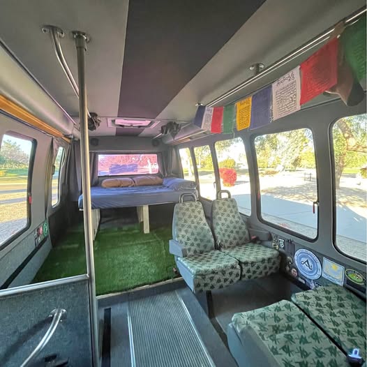 2009 Ford E450 Shuttle Bus Adventure Rig