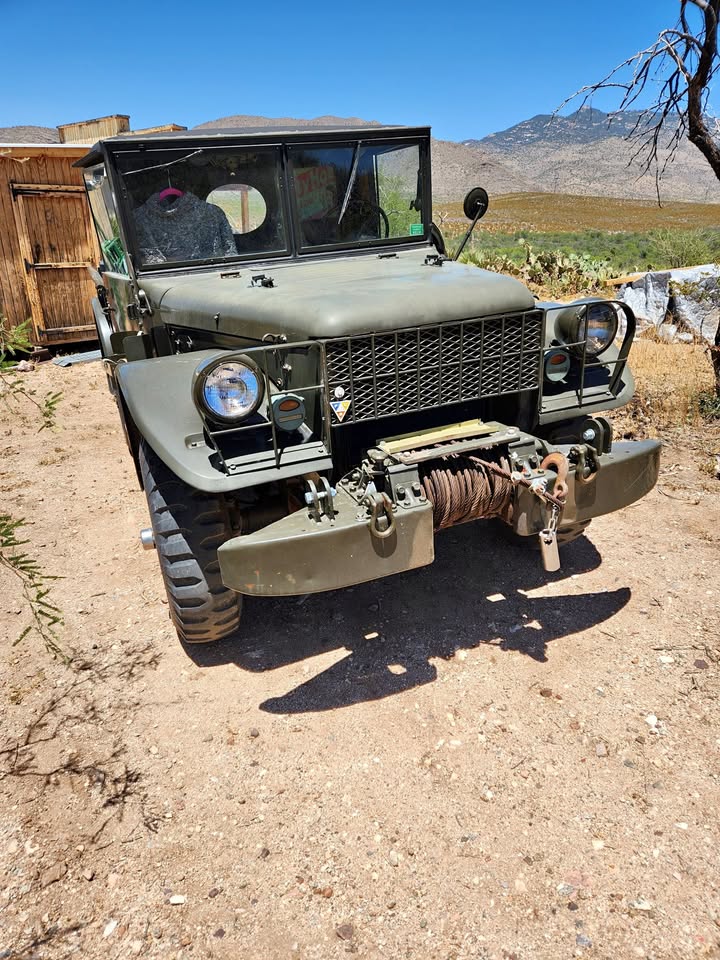 1952 Dodge Marine M-37
