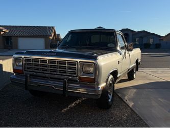1985 Dodge D-150