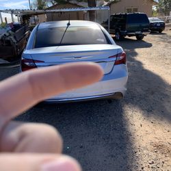2013 Chrysler 200